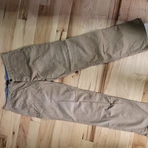 Gap straight khakis 32w